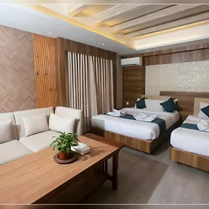 3* Hotel Maya Boutique &
