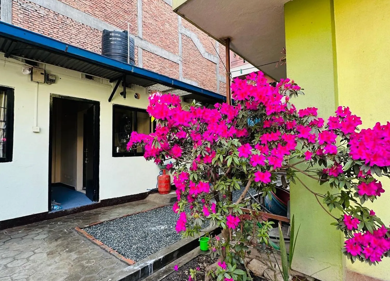 Lilen'S Tahara - Entire Apartment With Private Kitchen And Bathroom Katmandou Népal